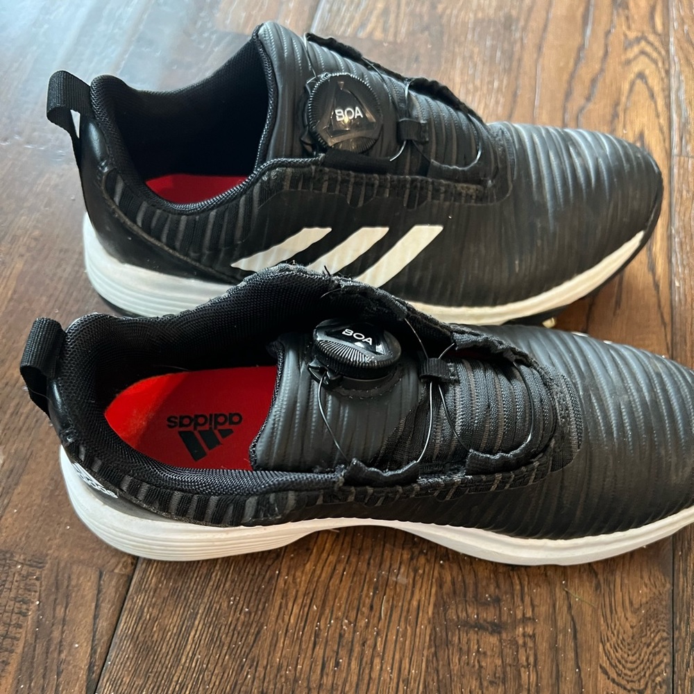 Boys EUC Adidas Golf shoes